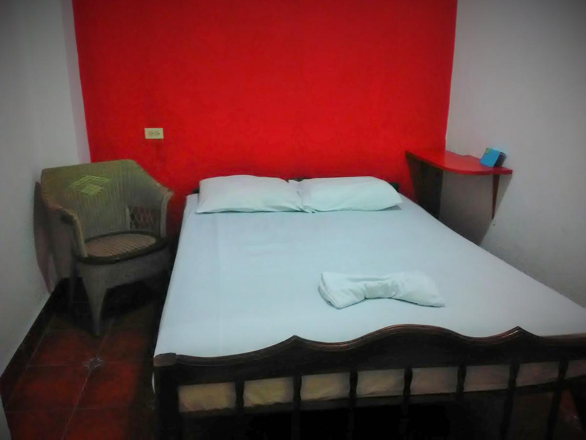 Hostal Casa Ivana León Kültér fotó