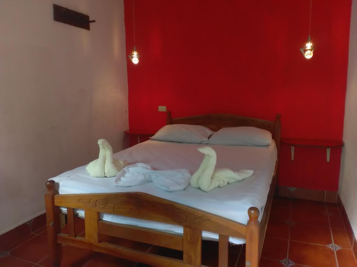 Hostal Casa Ivana León Kültér fotó