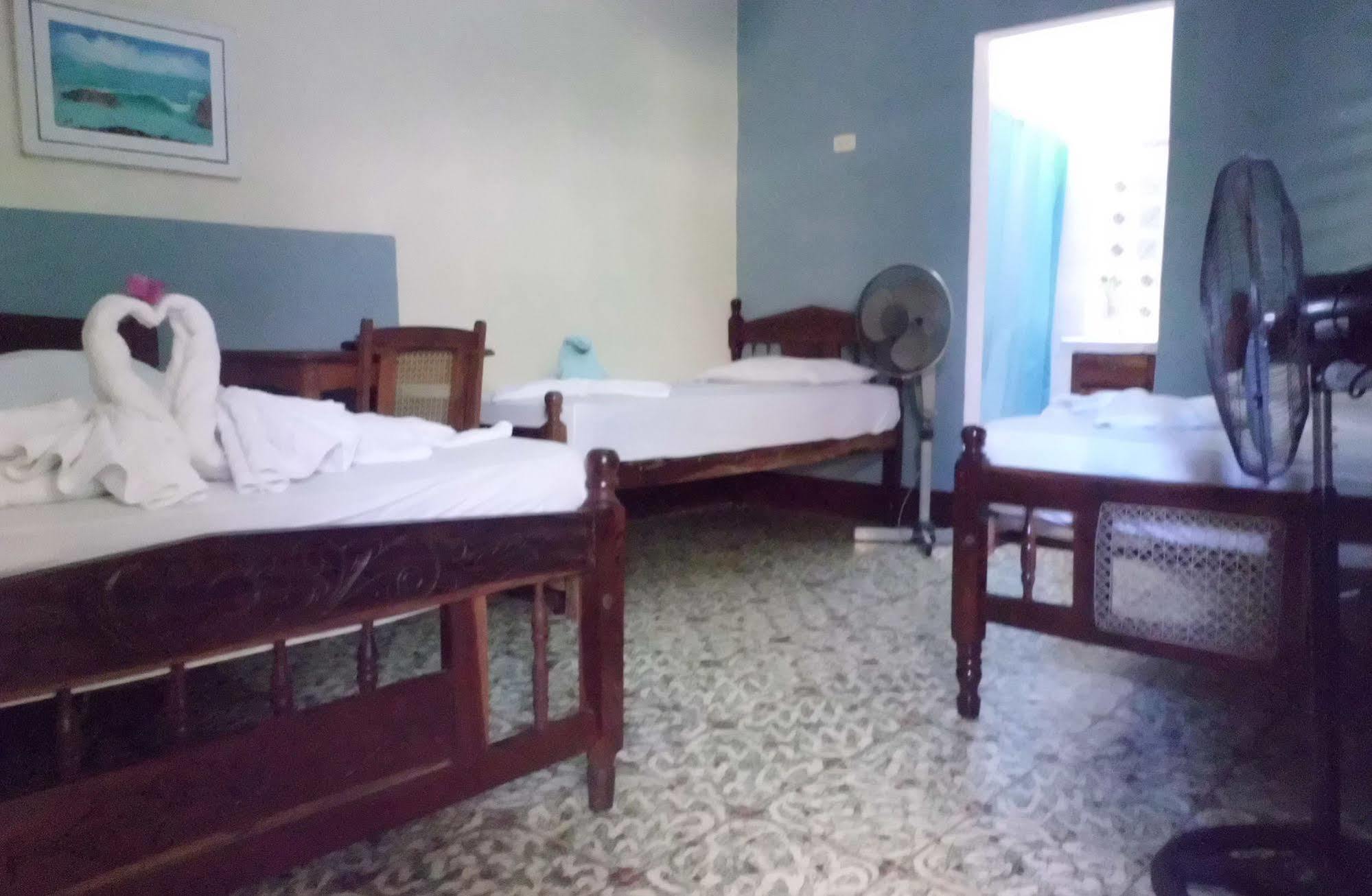 Hostal Casa Ivana León Kültér fotó